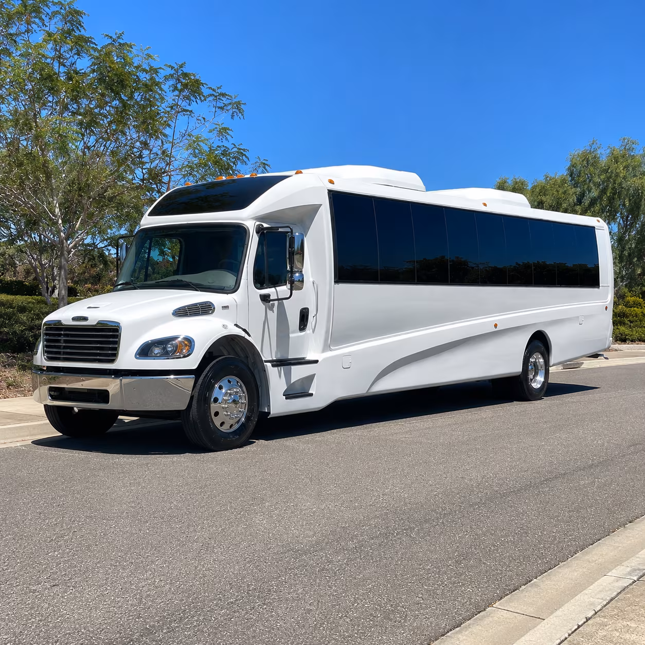 bridgeport 25 passenger minibus