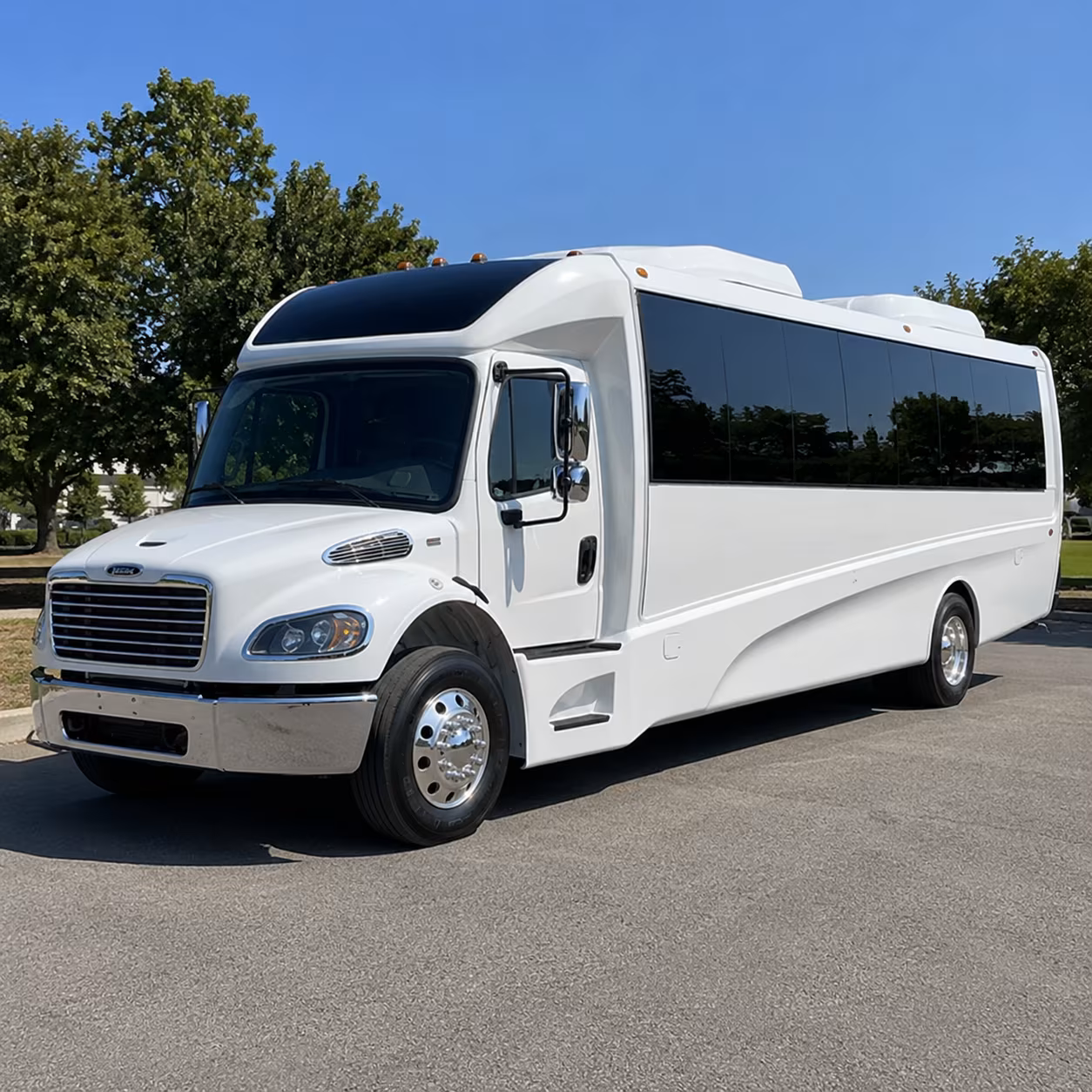 bridgeport 28 passenger minibus