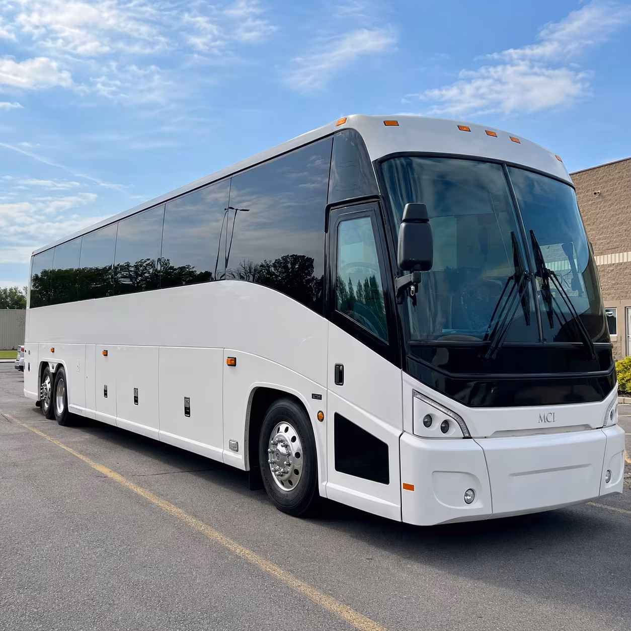 charter buses to connecticut wine trail tasting rooms from bridgeport