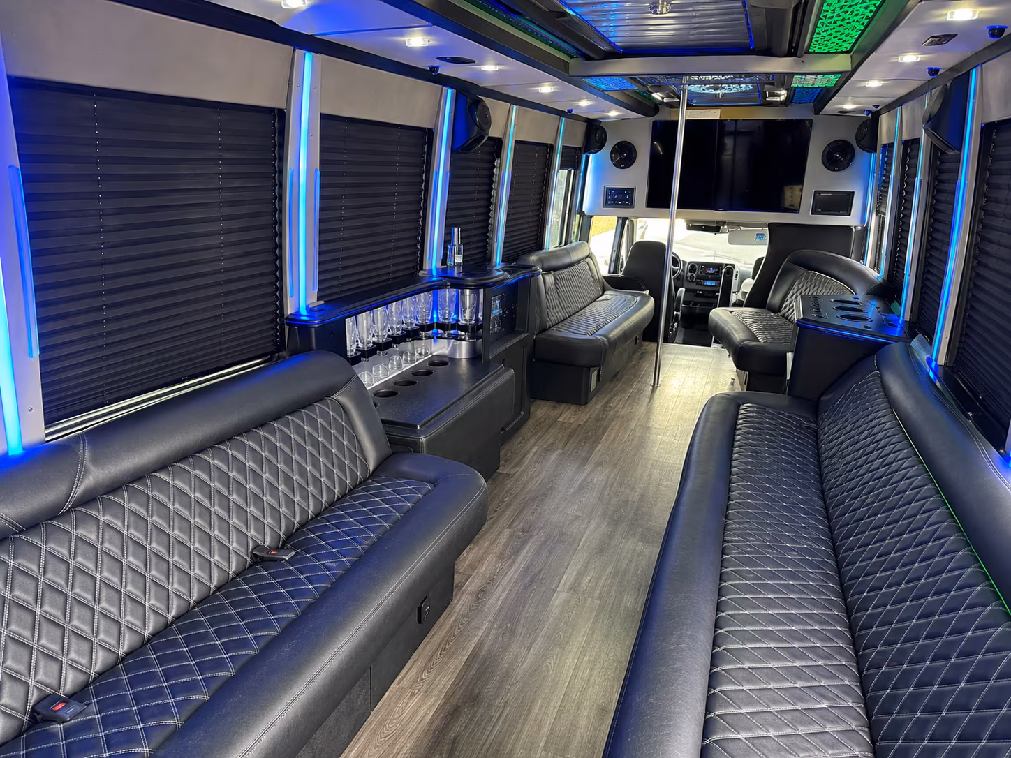 foxwoods resort casino mohegan sun party bus rental