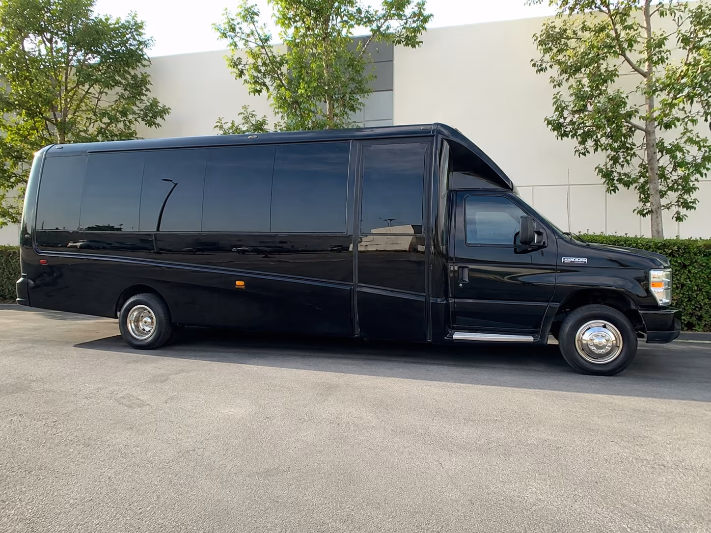 shuttle buses for multi venue concert nights across fairfield county