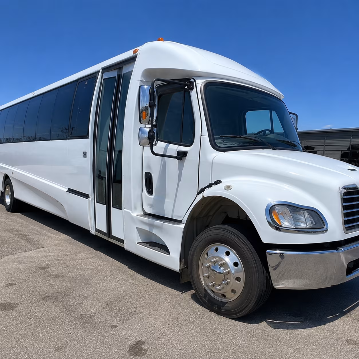 sports fan buses to bridgeport islanders games and beyond